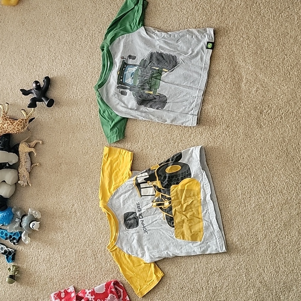 Boys 3t john deere shirts